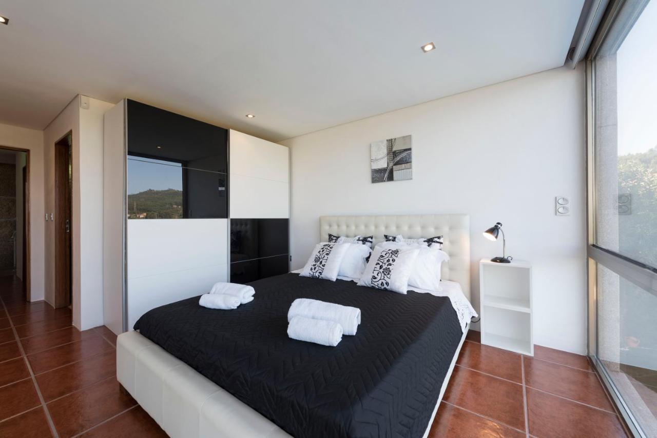 Lovelystay - Casa Guimas Penafiel Εξωτερικό φωτογραφία